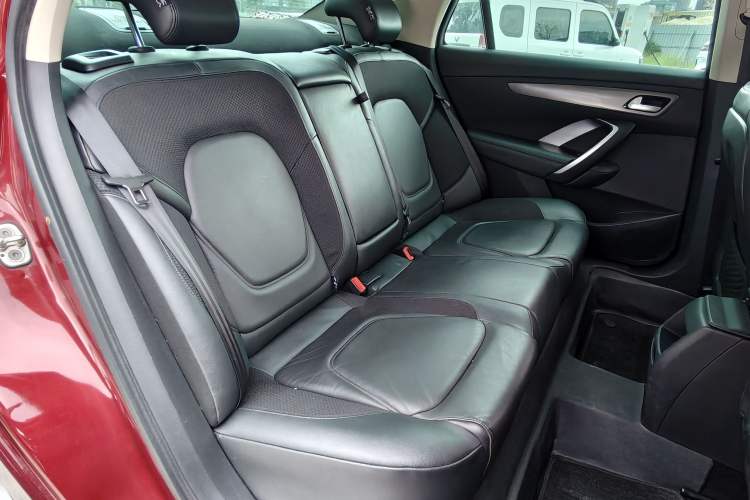 Used DS 5LS 2018 30THP Fashion Model Interior 6