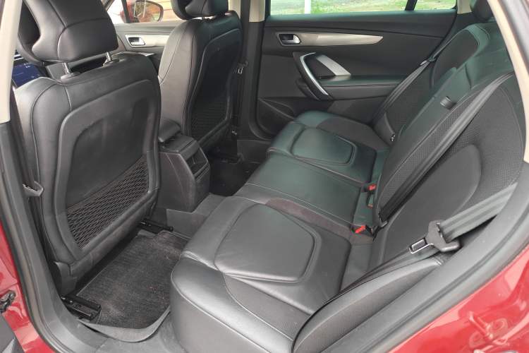 Used DS 5LS 2018 30THP Fashion Model Interior 9