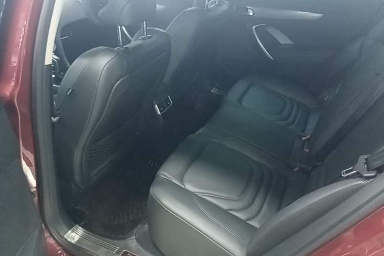 Used DS 5LS 2018 30THP Prestige Edition Left Rear Seat