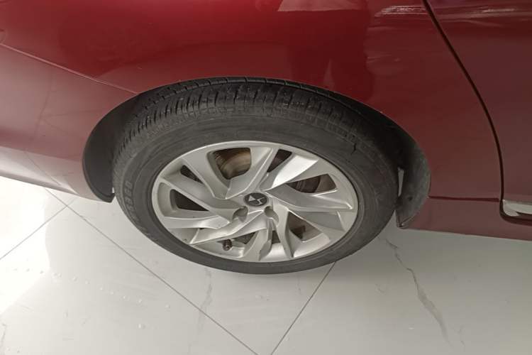 Used DS 5LS 2018 30THP Fashion Model Right Rear Wheel Hub