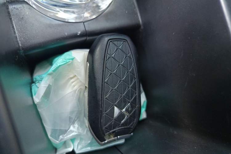 Used DS 5LS 2018 30THP Prestige Edition Interior 1