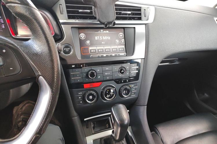 Used DS 6 2016 1.6T Luxury Edition THP160 Audio And AC Panel