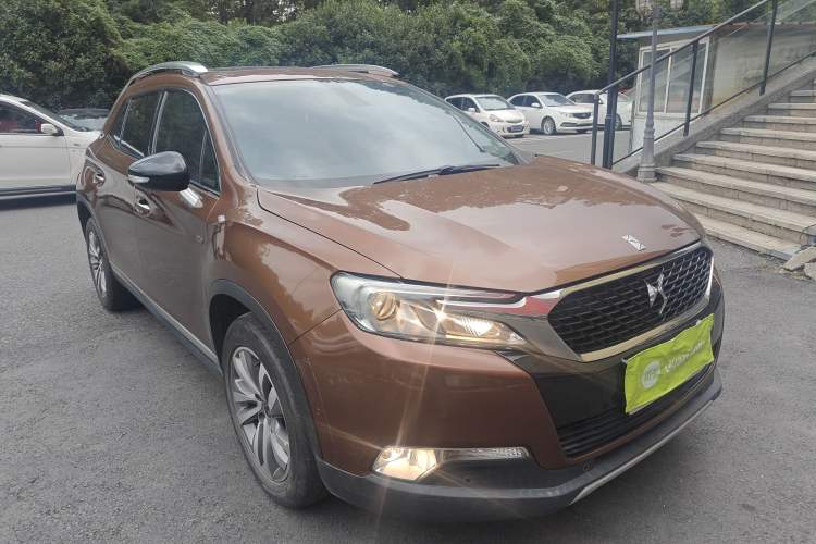 Used DS 6 2014 1.6T Luxury Edition THP160 Front Right 45 Deg
