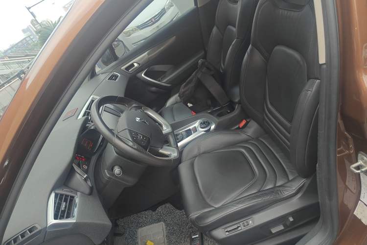 Used DS 6 2014 1.6T Luxury Edition THP160 Left Front Seat