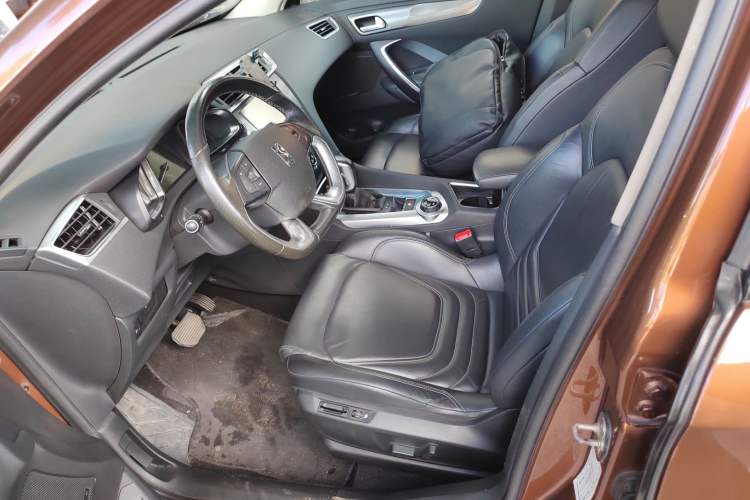 Used DS 6 2016 1.6T Luxury Edition THP160 Left Front Seat