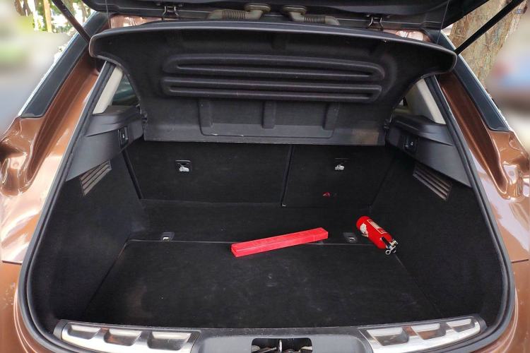 Used DS 6 2016 1.6T Luxury Edition THP160 Trunk
