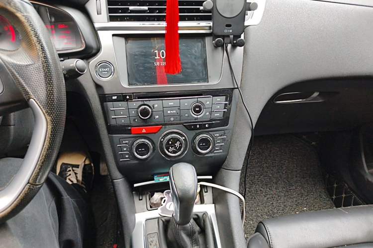Used DS 6 2014 1.6T Luxury Edition THP160 Audio And AC Panel