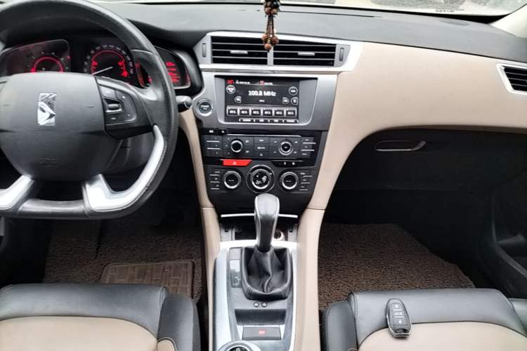 Used DS 6 2014 1.6T Luxury Edition THP160 Audio And AC Panel