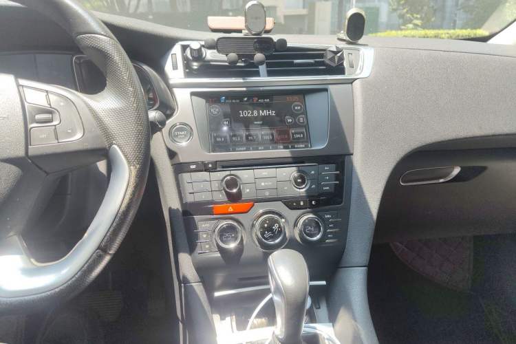 Used DS 6 2014 1.6T Luxury Edition THP160 Audio And AC Panel