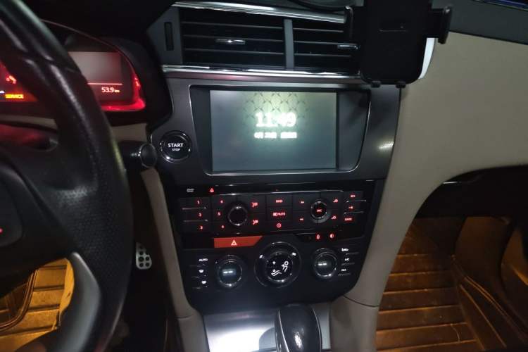 Used DS 6 2014 1.6T Luxury Edition THP200 Audio And AC Panel