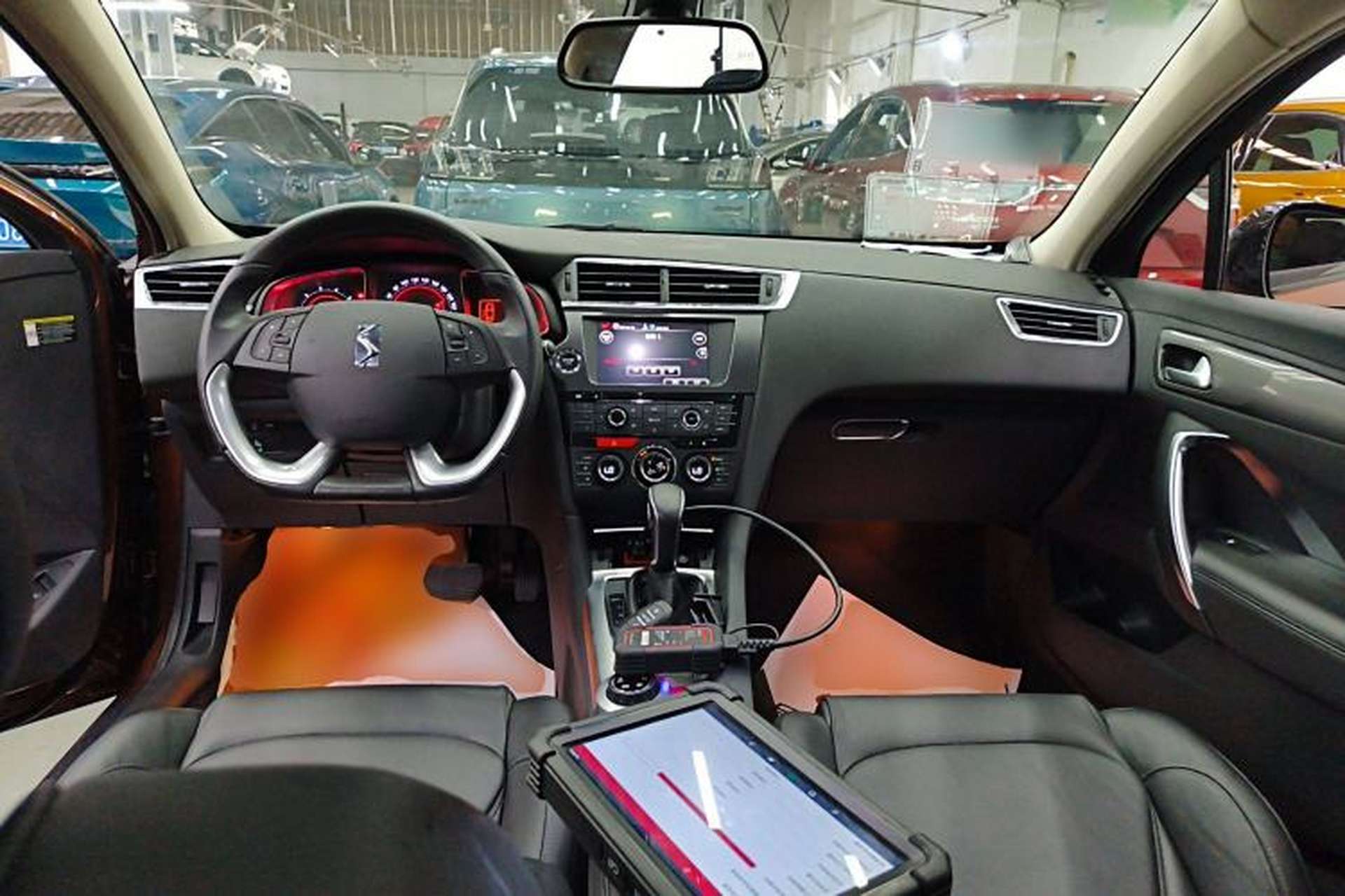 Used DS 6 2014 1.6T Luxury Edition THP160 Center Console