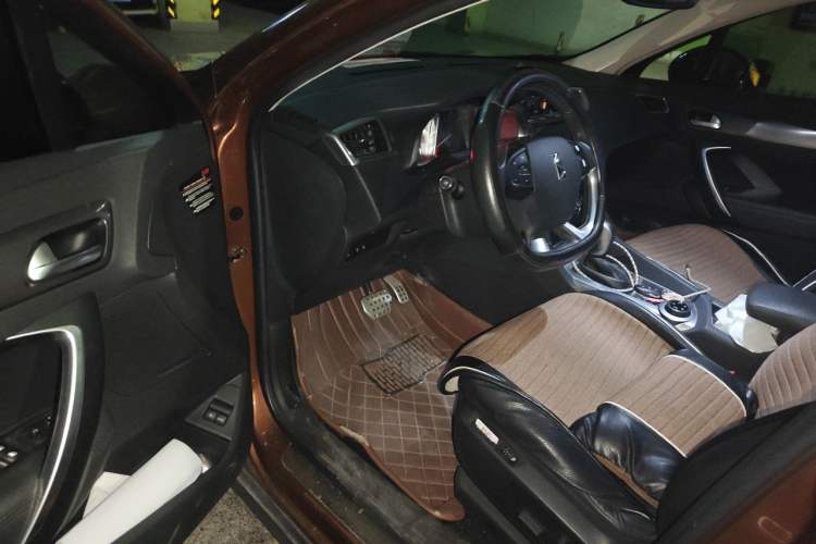 Used DS 6 2014 1.6T Luxury Edition THP200 Driver Seat