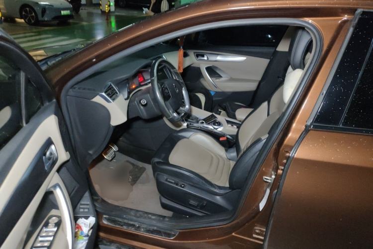 Used DS 6 2014 1.6T Luxury Edition THP200 Driver Seat