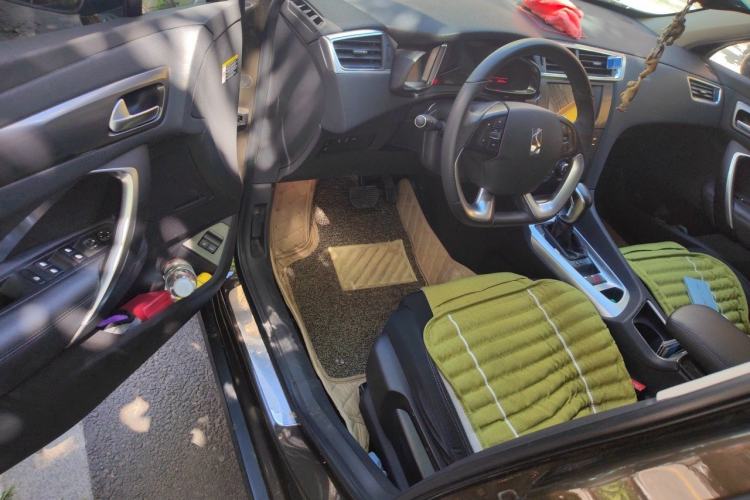 Used DS 6 2014 1.6T Elegant Version THP160 Driver Seat