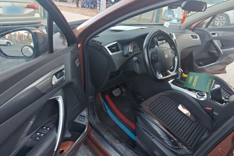 Used DS 6 2014 1.6T Luxury Edition THP160 Driver Seat