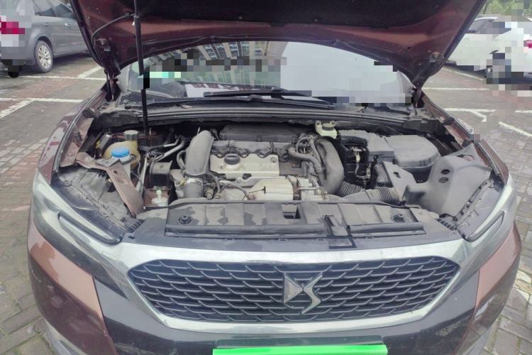 Used DS 6 2014 1.6T Luxury Edition THP200 Engine Bay