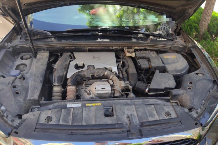 Used DS 6 2014 1.6T Elegant Version THP160 Engine Bay