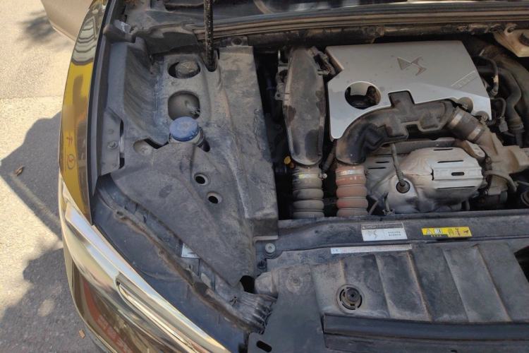 Used DS 6 2014 1.6T Elegant Version THP160 Engine Bay Right