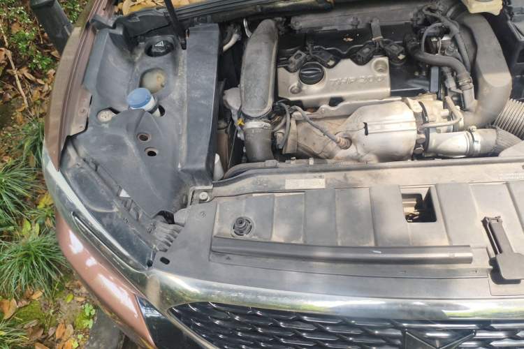 Used DS 6 2014 1.6T Prestige Edition THP200 Engine Bay Right