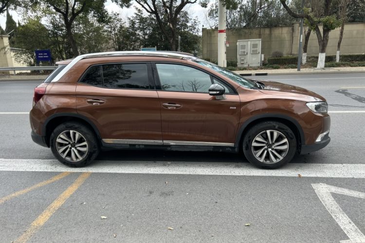 Used DS 6 2014 1.6T Luxury Edition THP200 Exterior 3
