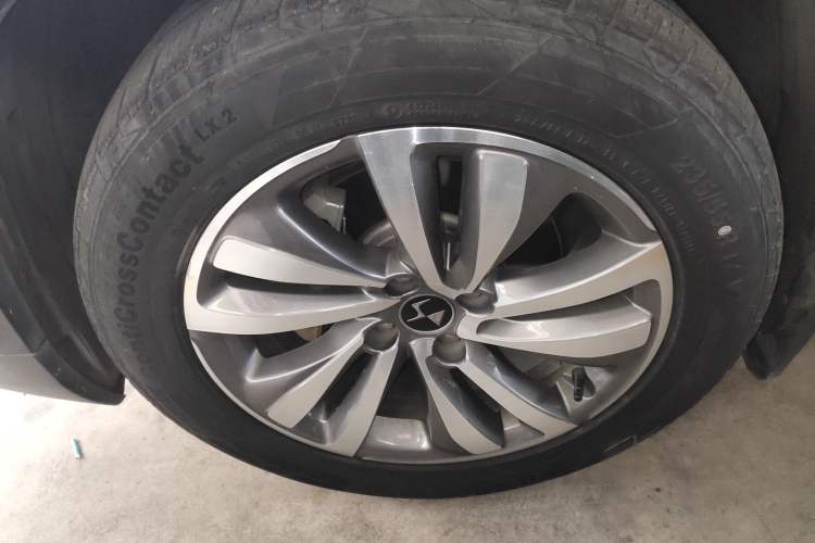 Used DS 6 2014 1.6T Luxury Edition THP160 Exterior 4