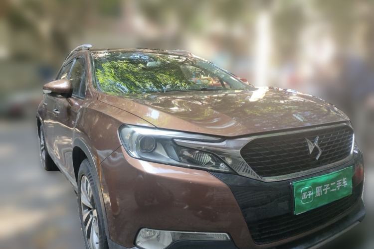 Used DS 6 2014 1.6T Luxury Edition THP200 Front Right 45 Deg