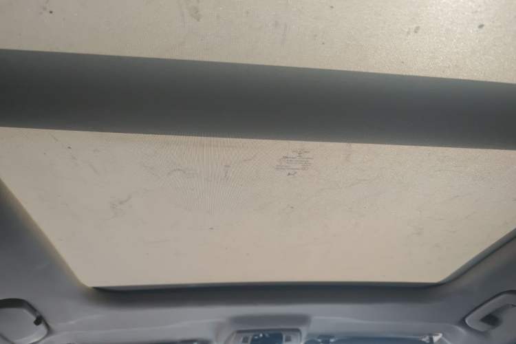Used DS 6 2014 1.6T Luxury Edition THP160 Headliner