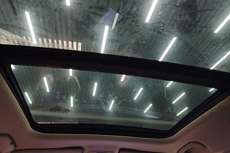 Used DS 6 2014 1.6T Luxury Edition THP160 Headliner