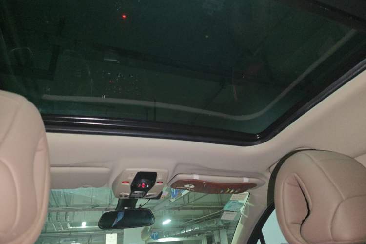Used DS 6 2014 1.6T Prestige Edition THP200 Headliner