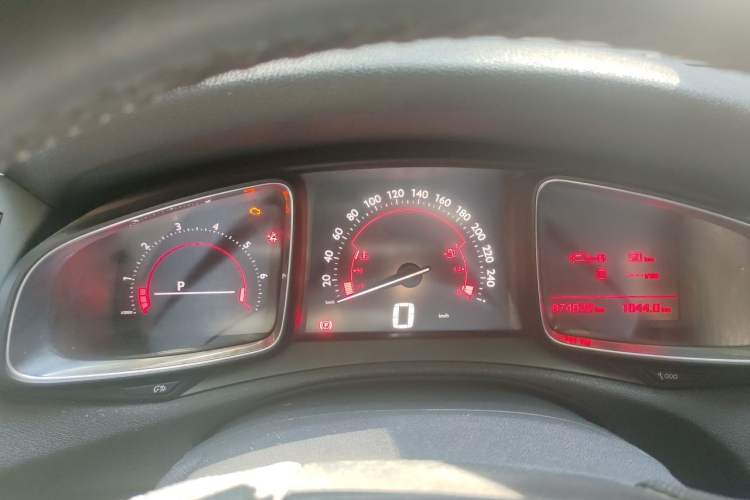 Used DS 6 2014 1.6T Luxury Edition THP200 Instrument Cluster