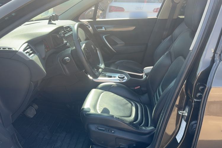 Used DS 6 2014 1.6T Luxury Edition THP160 Interior 1