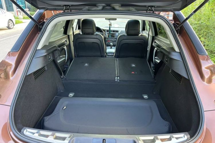 Used DS 6 2014 1.6T Luxury Edition THP160 Interior 3