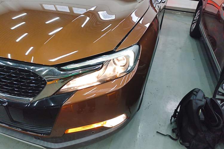 Used DS 6 2014 1.6T Luxury Edition THP160 Left Front Headlight