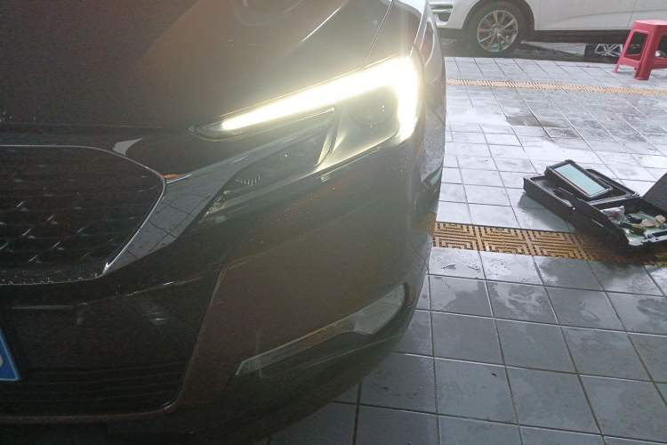 Used DS 6 2014 1.6T Luxury Edition THP160 Left Front Headlight