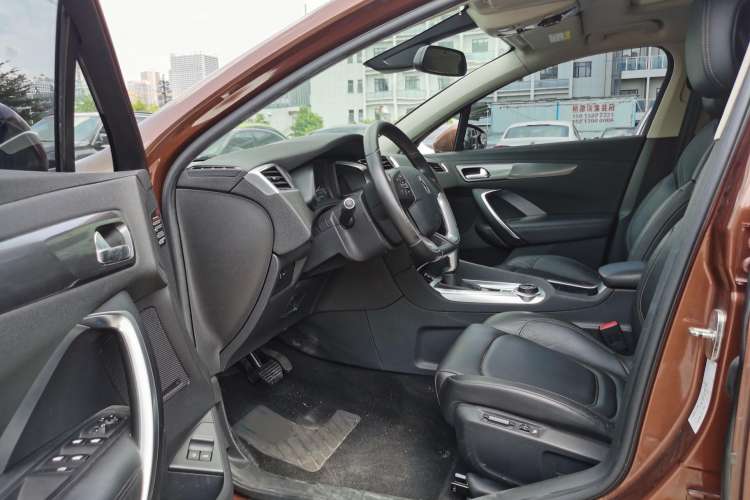 Used DS 6 2014 1.6T Luxury Edition THP160 Left Front Seat