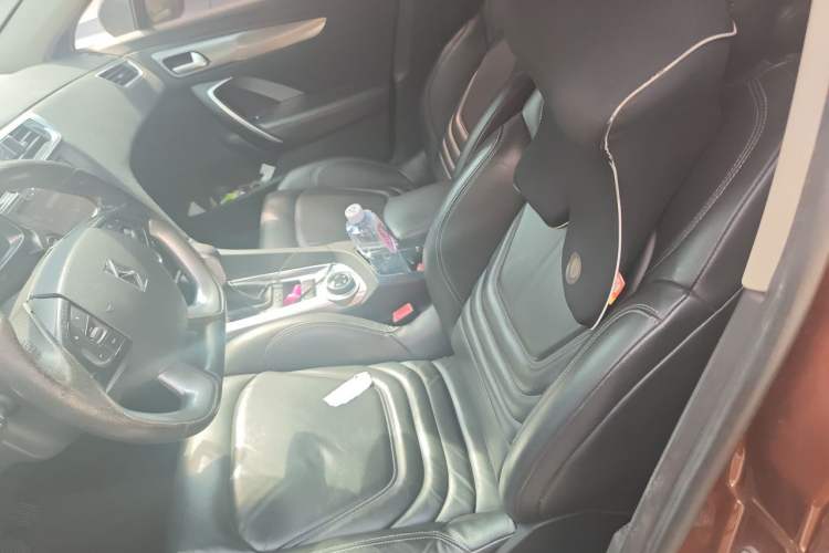 Used DS 6 2014 1.6T Luxury Edition THP160 Left Front Seat