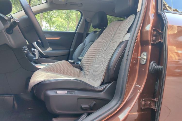 Used DS 6 2014 1.6T Luxury Edition THP160 Left Front Seat