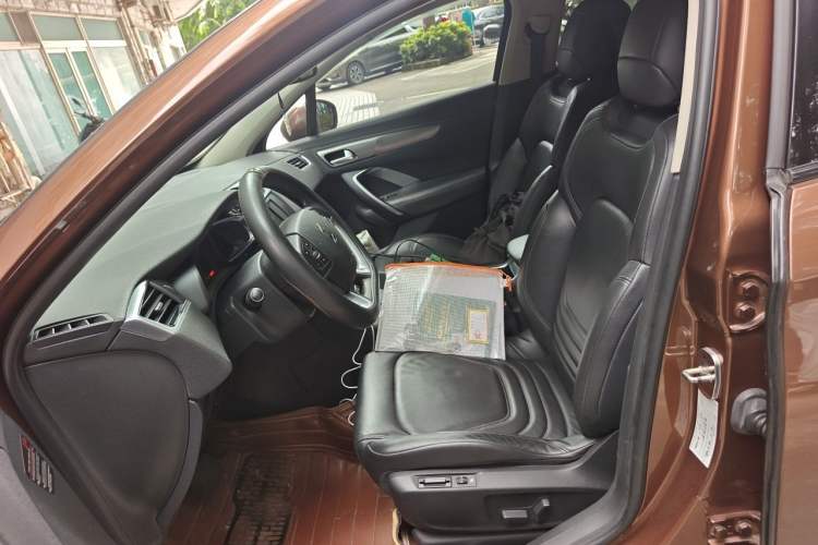Used DS 6 2014 1.6T Luxury Edition THP160 Left Front Seat