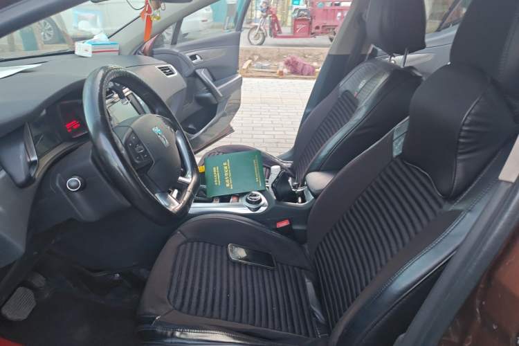 Used DS 6 2014 1.6T Luxury Edition THP160 Left Front Seat