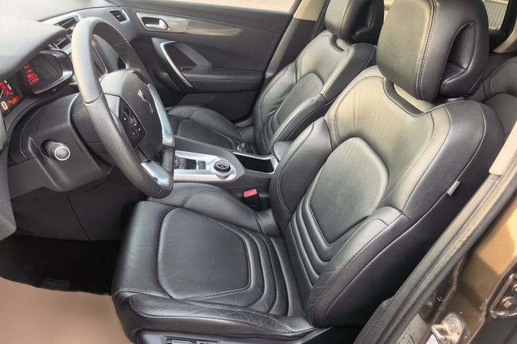 Used DS 6 2014 1.6T Luxury Edition THP160 Left Front Seat