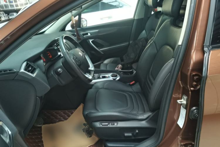 Used DS 6 2014 1.6T Luxury Edition THP160 Left Front Seat