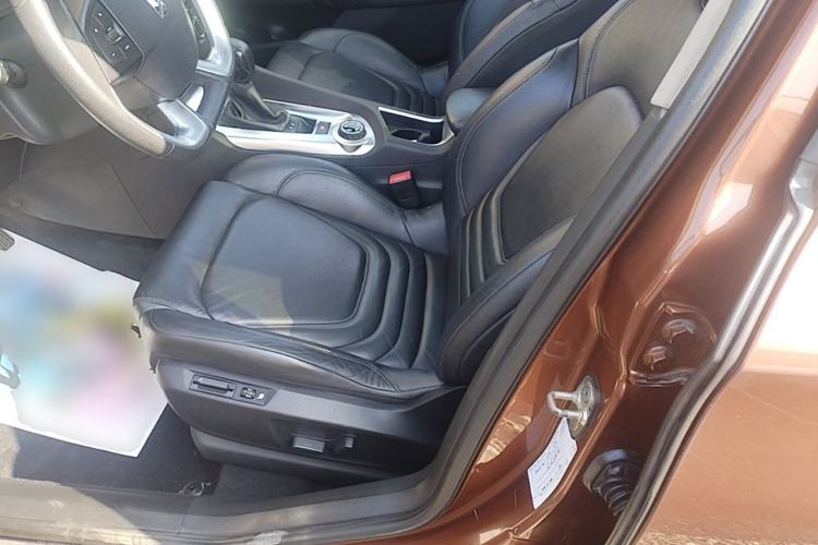 Used DS 6 2014 1.6T Luxury Edition THP160 Left Front Seat