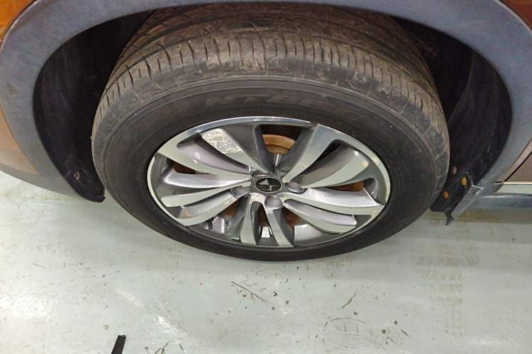 Used DS 6 2014 1.6T Luxury Edition THP160 Left Front Wheel Hub