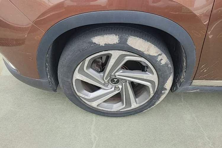 Used DS 6 2014 1.6T Prestige Edition THP200 Left Front Wheel Hub