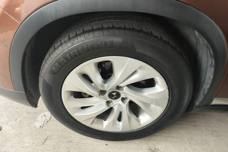 Used DS 6 2014 1.6T Comfort Edition THP160 Left Front Wheel Hub