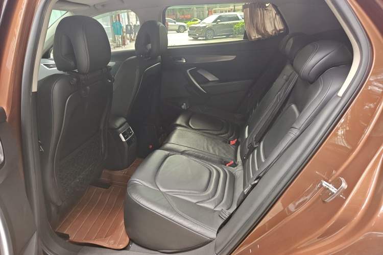 Used DS 6 2014 1.6T Luxury Edition THP160 Left Rear Seat