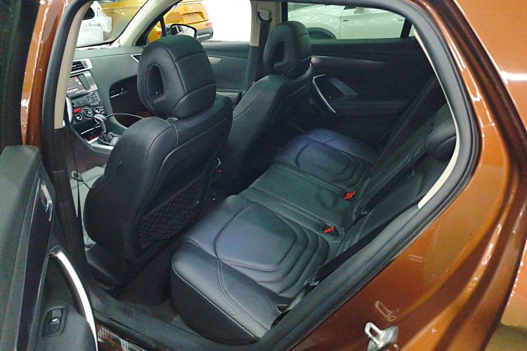 Used DS 6 2014 1.6T Luxury Edition THP160 Left Rear Seat