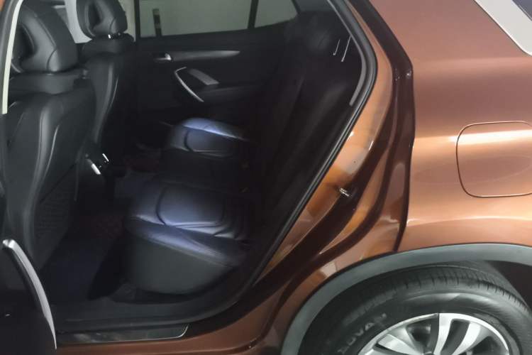 Used DS 6 2014 1.6T Luxury Edition THP160 Left Rear Seat