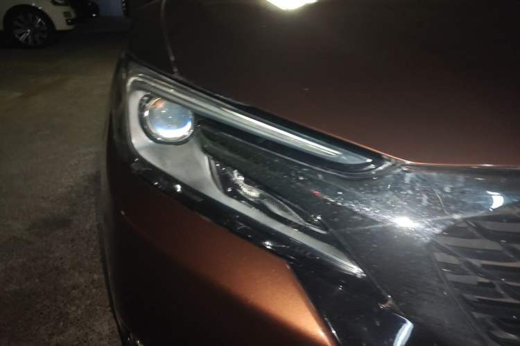 Used DS 6 2014 1.6T Luxury Edition THP200 Right Front Headlight