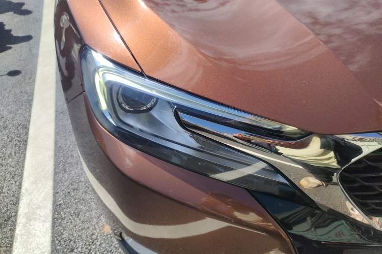 Used DS 6 2014 1.6T Prestige Edition THP160 Right Front Headlight